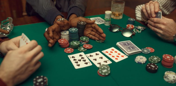 Topzo card game lobby